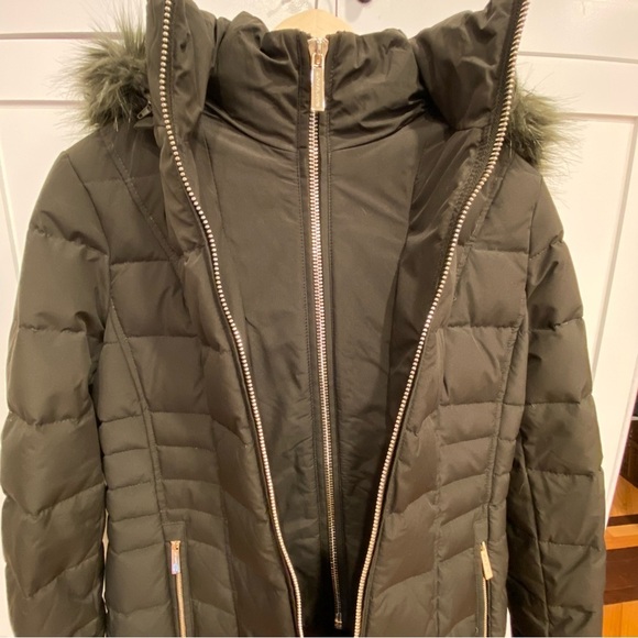 Michael Kors Black Down Puffer Fur Trim Hooded Parka Jacket - Picture 3 of 14